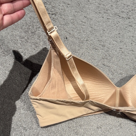 Auden Light Beige Seamless Nursing Bra - Picture 3 of 5